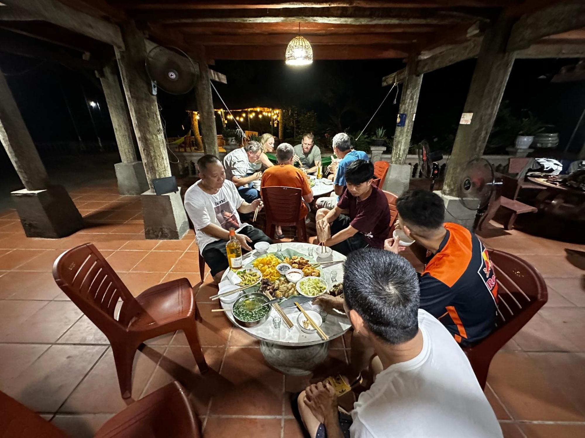 Vulinh Family -Homestay Yen Binh Buitenkant foto