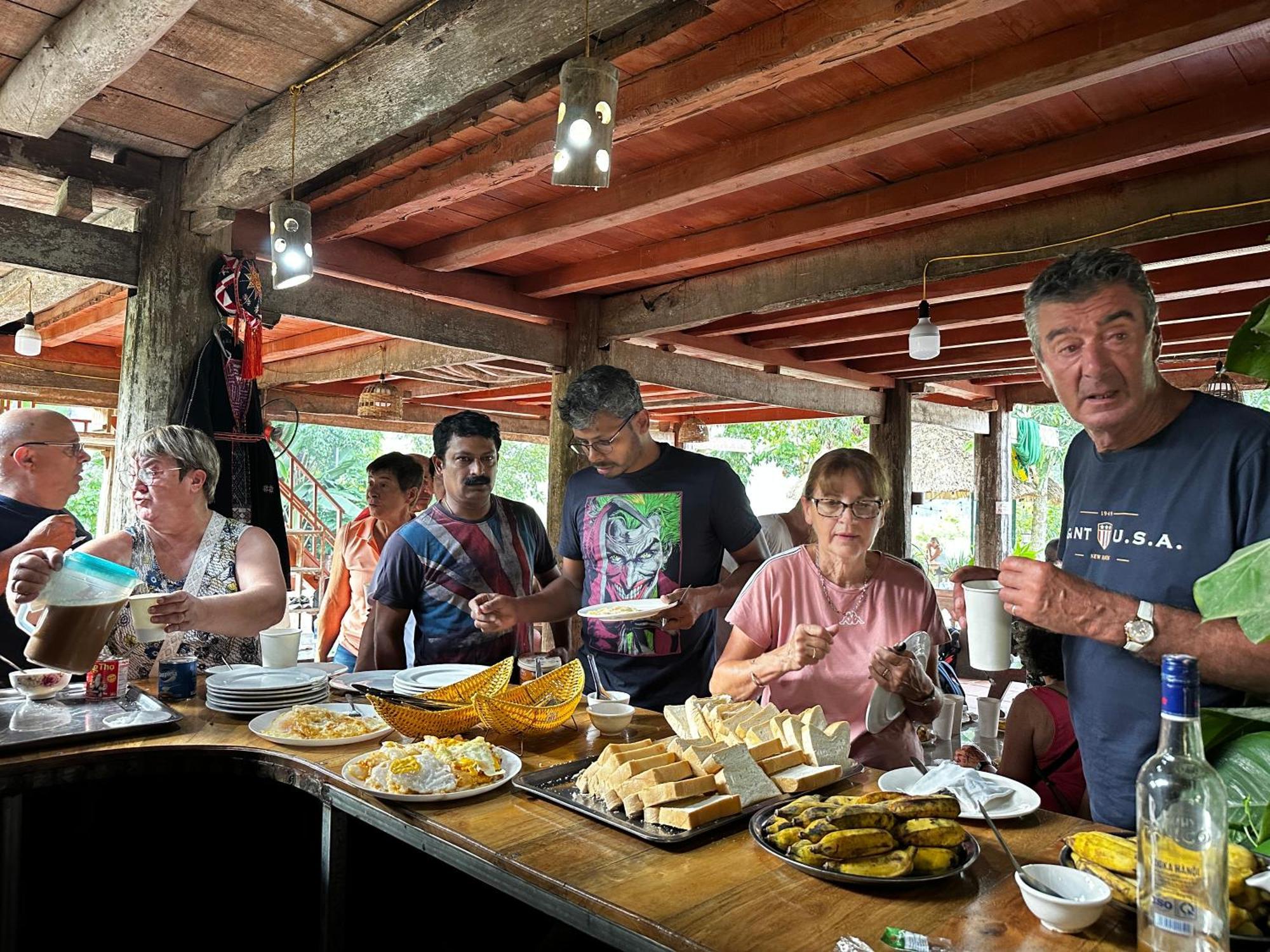 Vulinh Family -Homestay Yen Binh Buitenkant foto